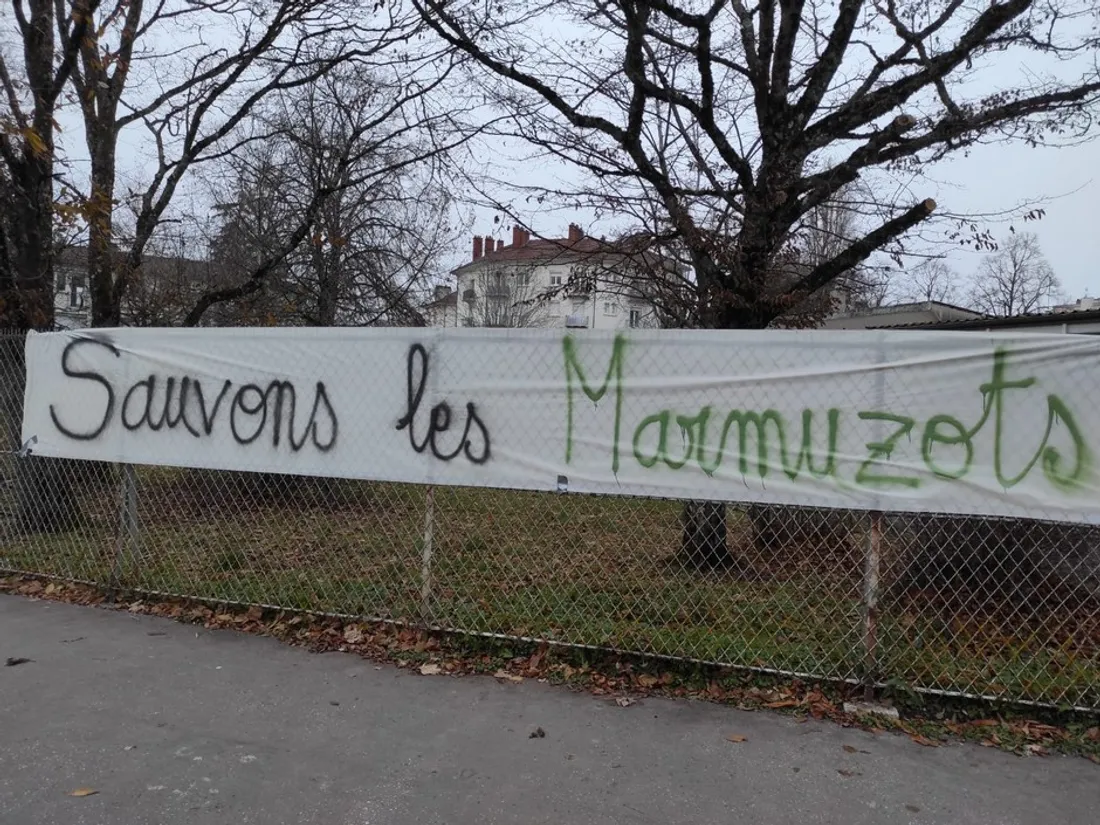 Dijon : une école menacée de fermeture, les parents d’élèves se mobilisent